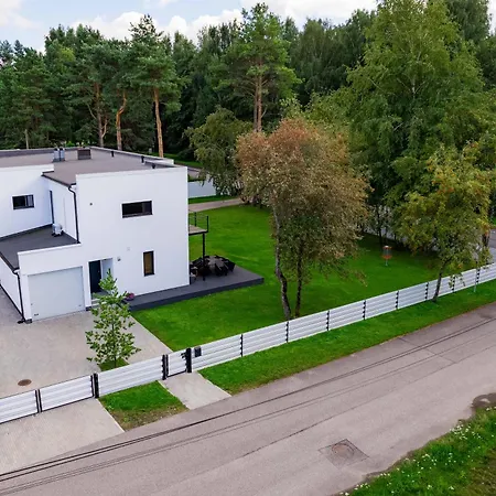 Family House Apartmán Pärnu